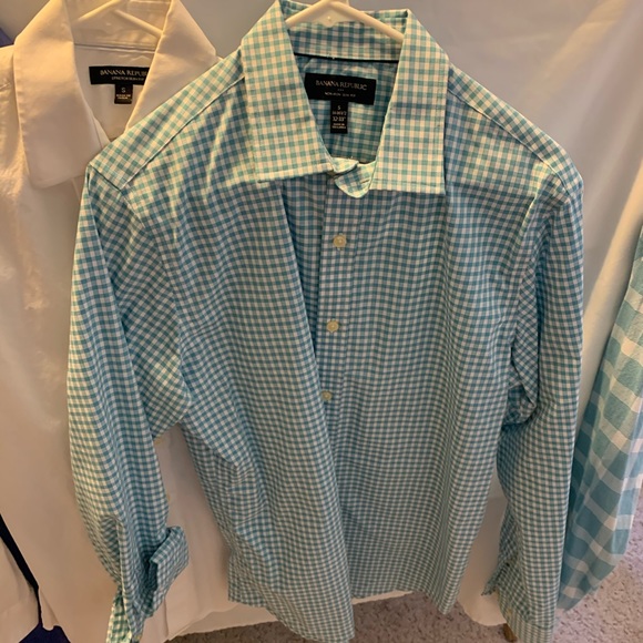 Banana Republic Bundle button up dress shirts - Picture 3 of 7